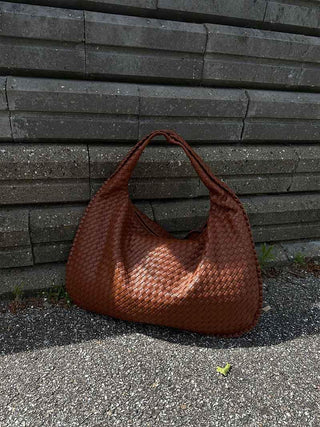 Geflochtene Alltags-Maxitasche aus Kunstleder