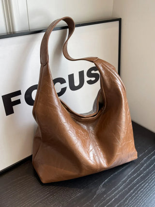 Lässige Hobo-Umhängetasche aus Kunstleder