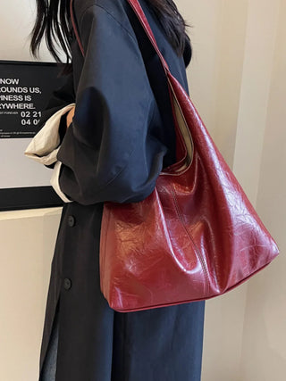 Lässige Hobo-Umhängetasche aus Kunstleder