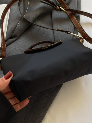 Mini-Crossbody-Tasche aus gespleißtem Premium-Nylon