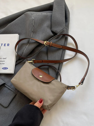 Mini-Crossbody-Tasche aus gespleißtem Premium-Nylon
