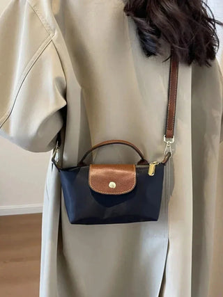 Mini-Crossbody-Tasche aus gespleißtem Premium-Nylon