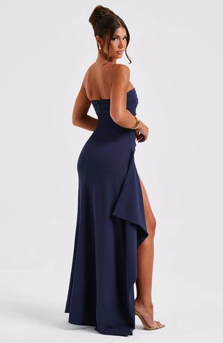 „When You're Not There“-Maxikleid mit hohem Schlitz